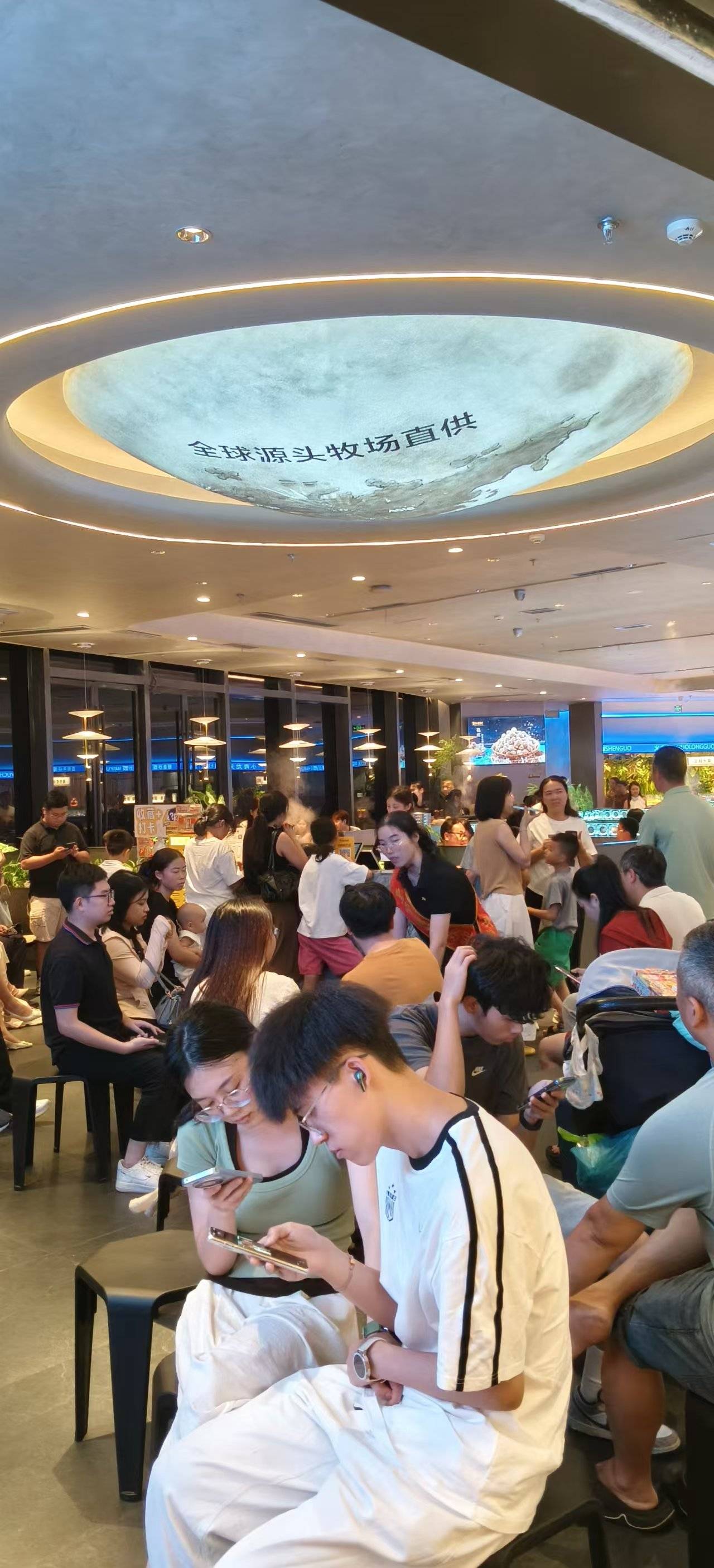 老哥们特别容易出汗是什么毛病，每天汗流浃背

40 / 作者:湖南陈小春 / 