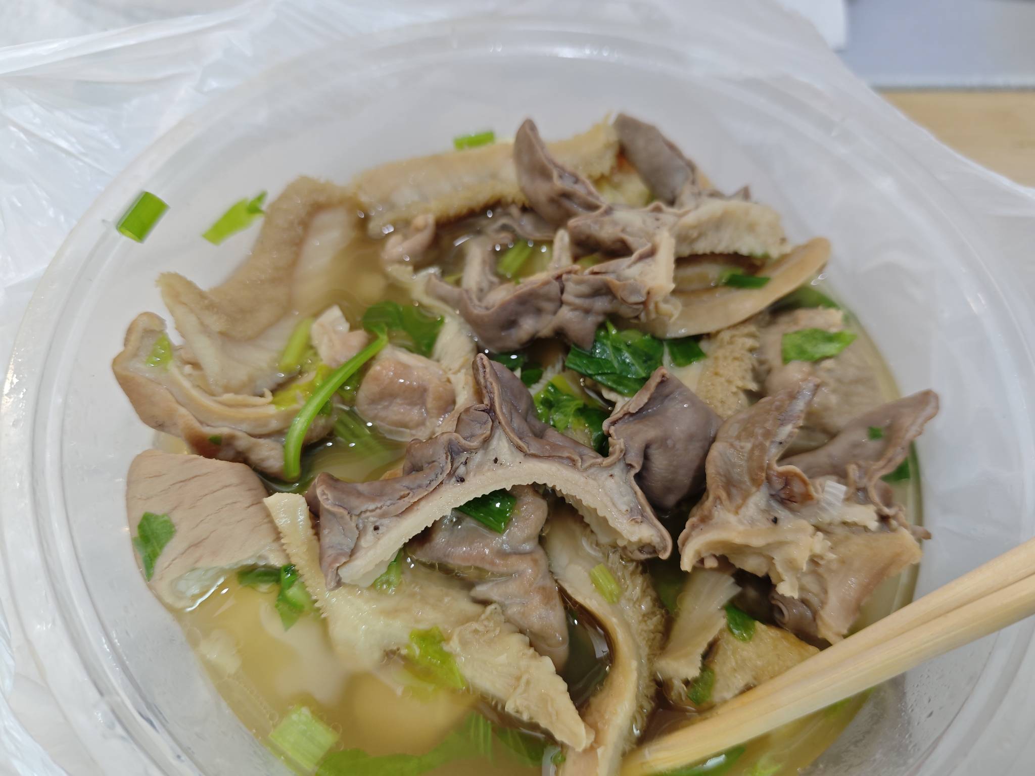 老哥们，这个牛杂的小黑点正常吗

95 / 作者:卡农探花 / 