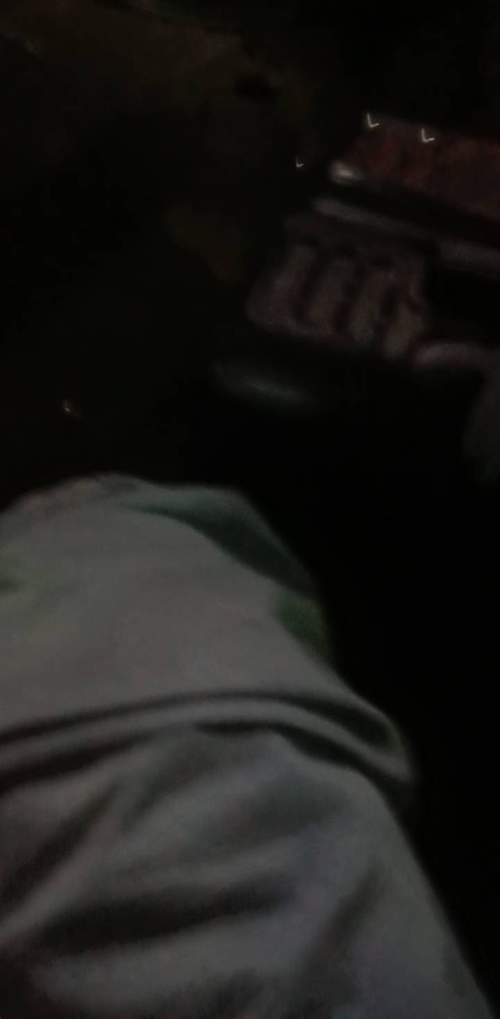 老哥们深圳龙华附近哪里可以献爱心  昨天晚上辛辛苦苦干的日结送狗了

71 / 作者:卡农菲菲小迷弟 / 