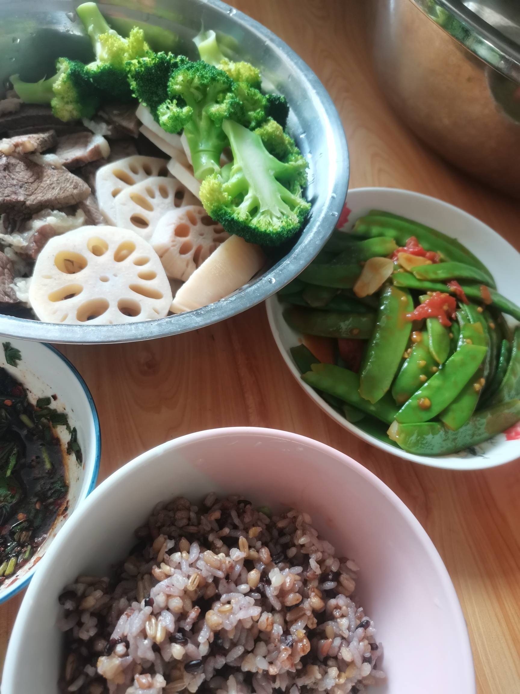 吃饭了老哥们

60 / 作者:老哥想上岸！！ / 