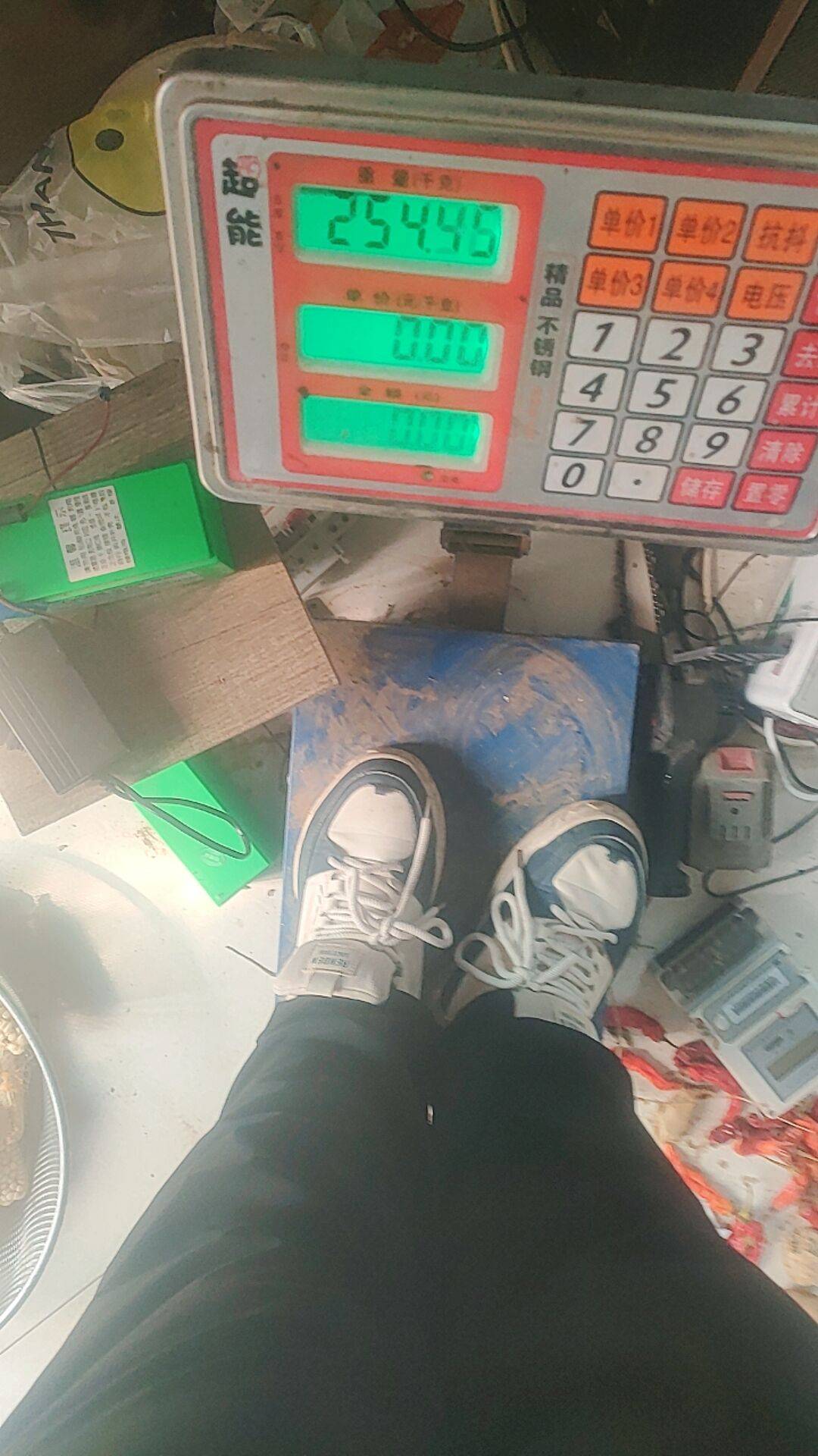 在卡农是什么分量

73 / 作者:先天挂逼圣体 / 
