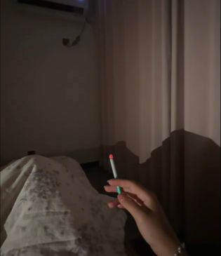 失眠了先抽根烟压压惊

93 / 作者:晴空免疫性 / 