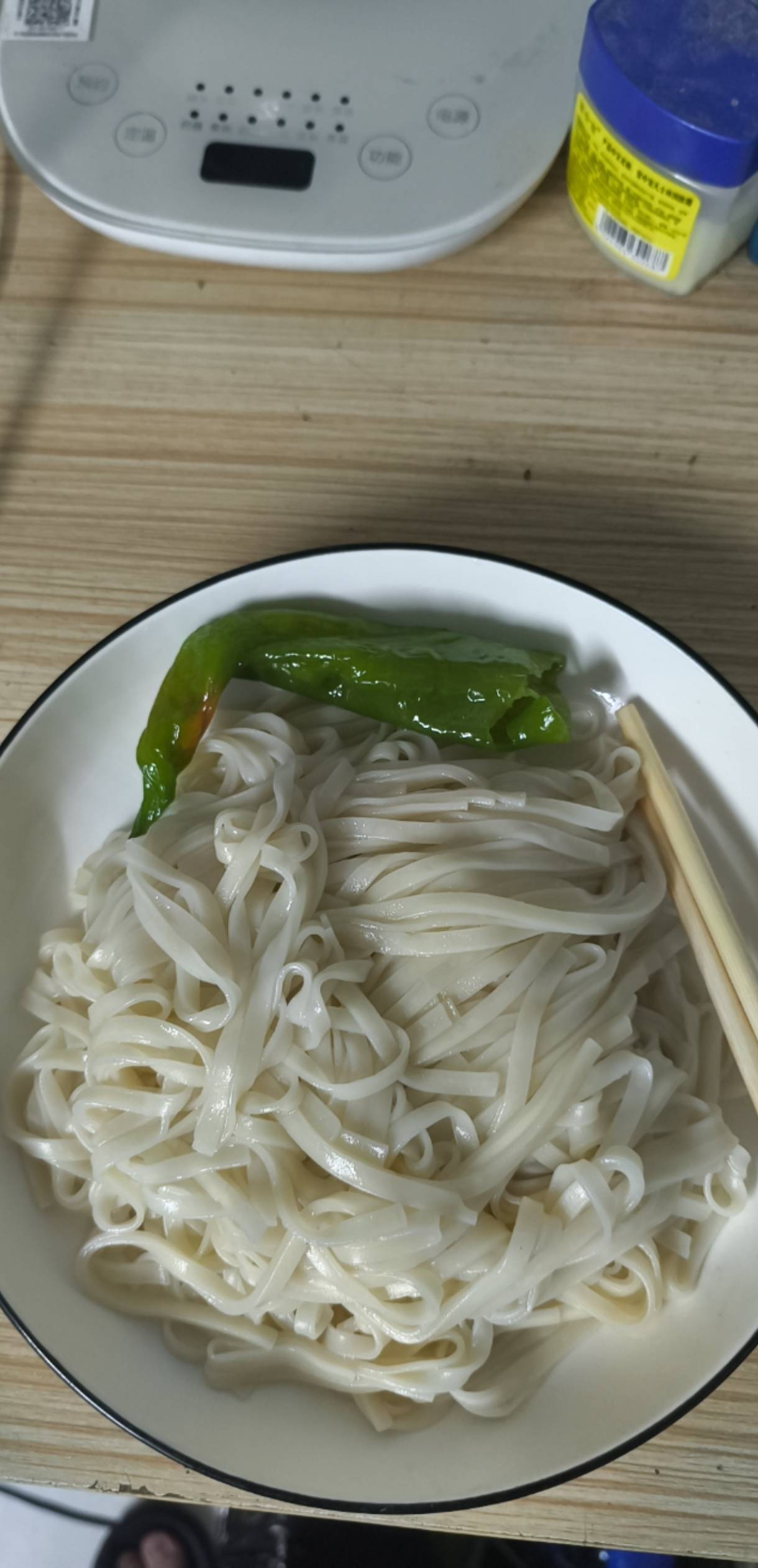 老哥们先吃

67 / 作者:灵峰空 / 