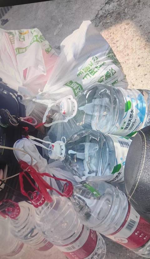 这外卖不跑也罢，看清楚了这是一单。。。老式小区，爬楼的。6楼。配送费15元。。。我47 / 作者:梦回大唐做王爷 / 