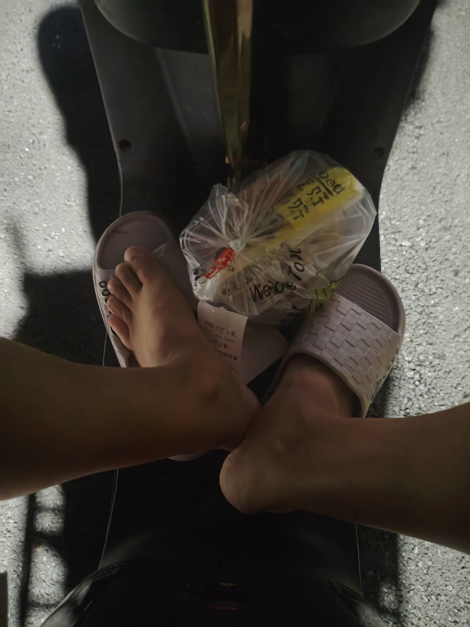 7楼，麻了隔壁，一边骂一边送，

75 / 作者:外卖手术主治医师 / 