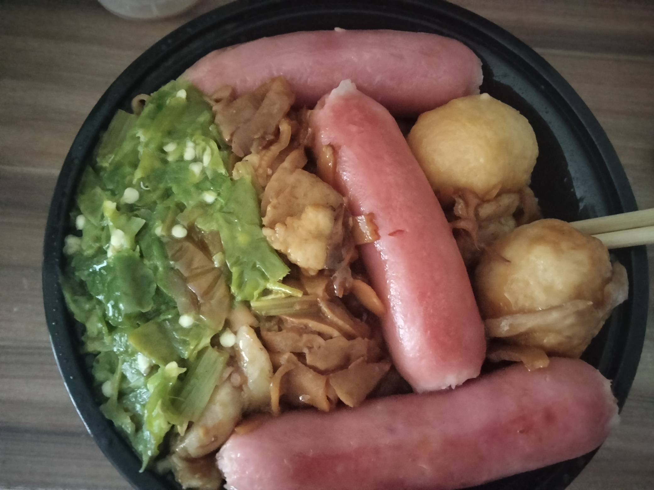 老哥们吃饭了

97 / 作者:机会哈哈 / 
