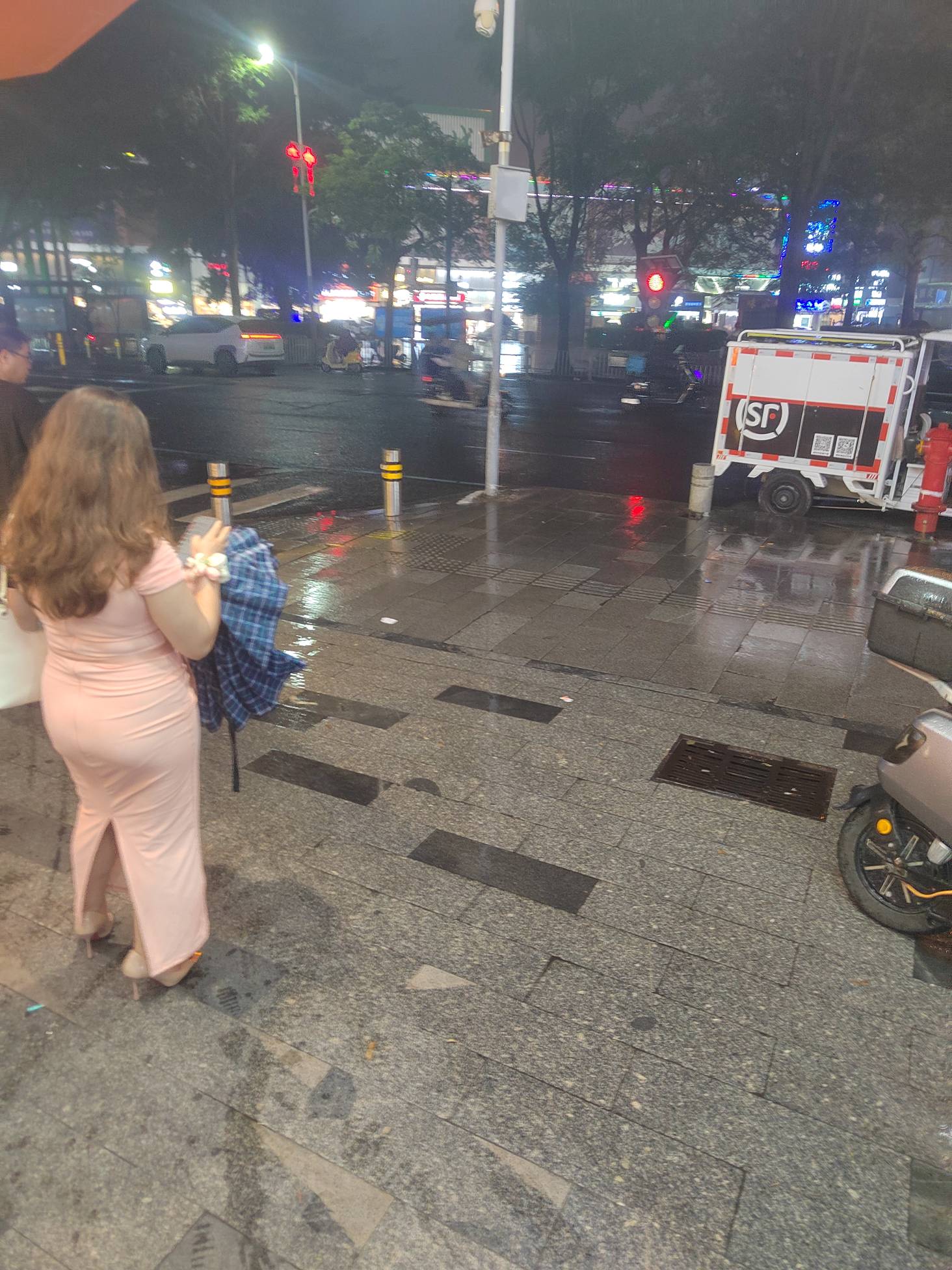 真有老哥喜欢这种胖的？

80 / 作者:今年要发财 / 