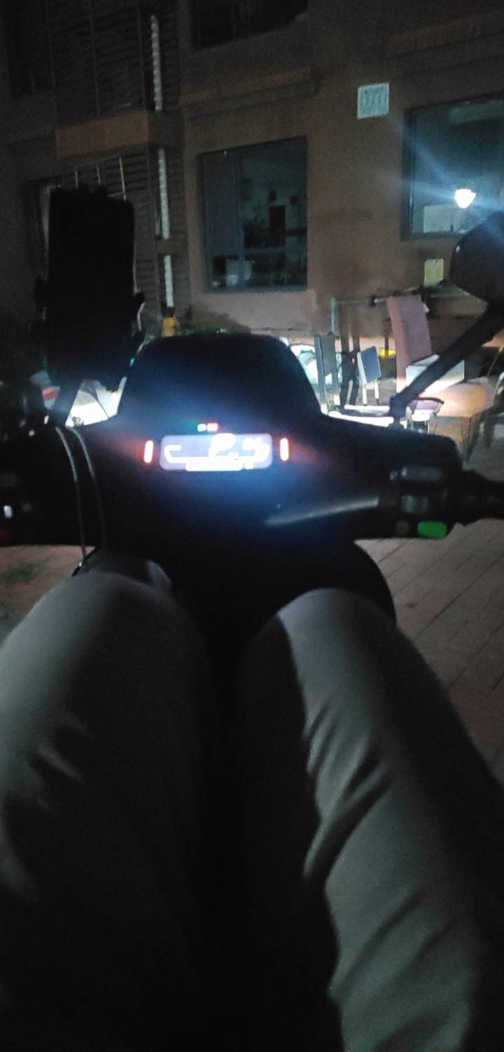 只要有电就继续跑，今晚我要破200，

98 / 作者:A-阿杰17734173 / 