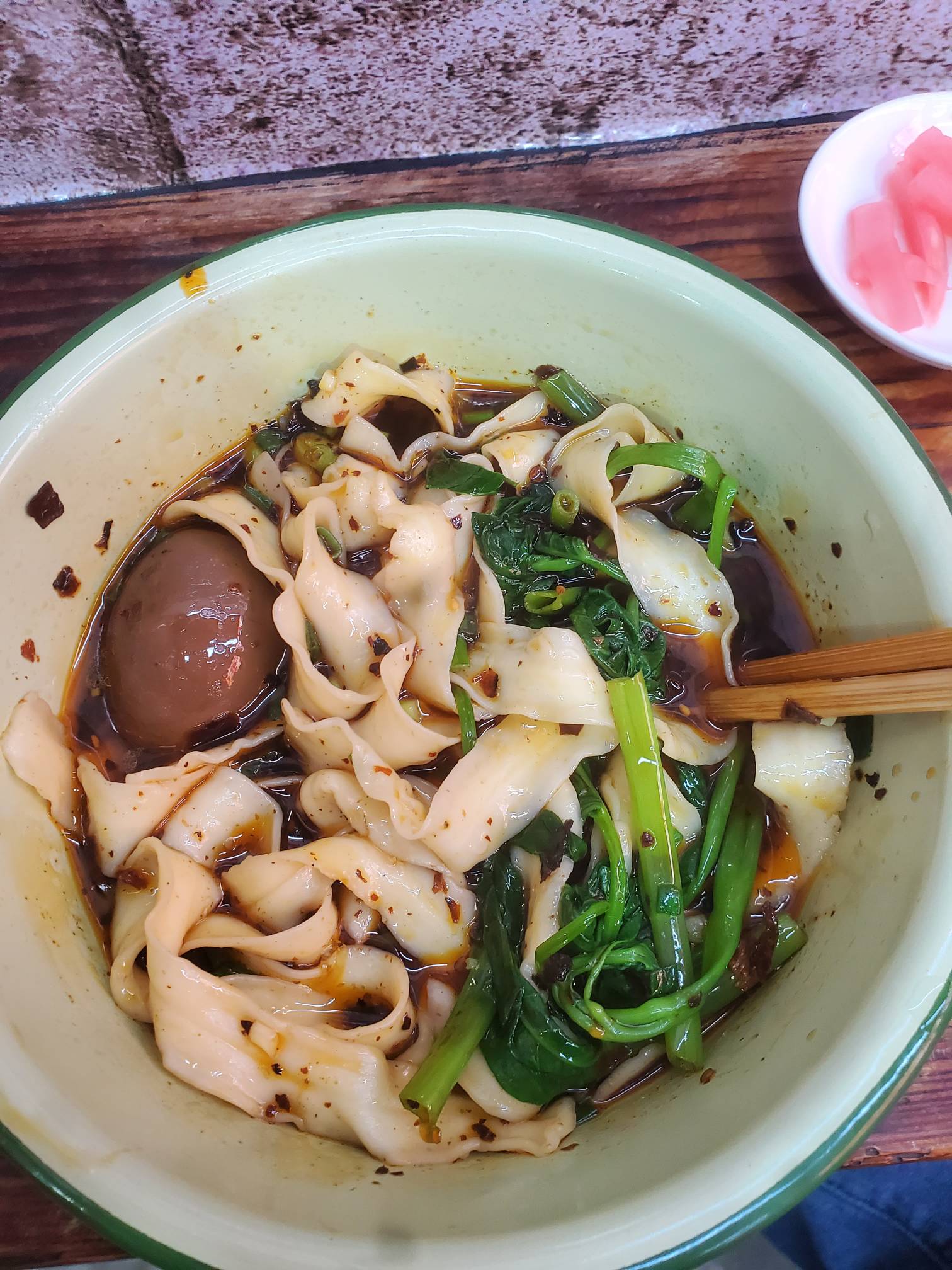 今天吃刀削

63 / 作者:玛卡巴卡哟 / 