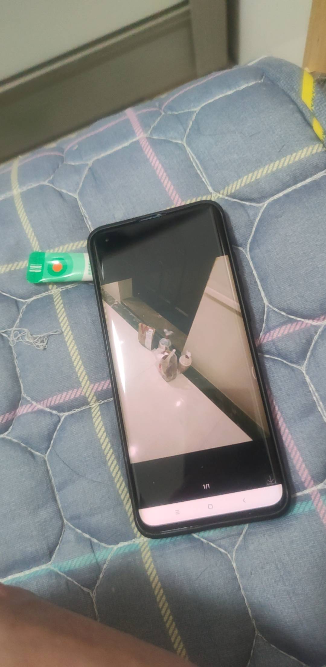 :)申请快手忘记取消订单了地址随便填的


4 / 作者:木子辰 / 