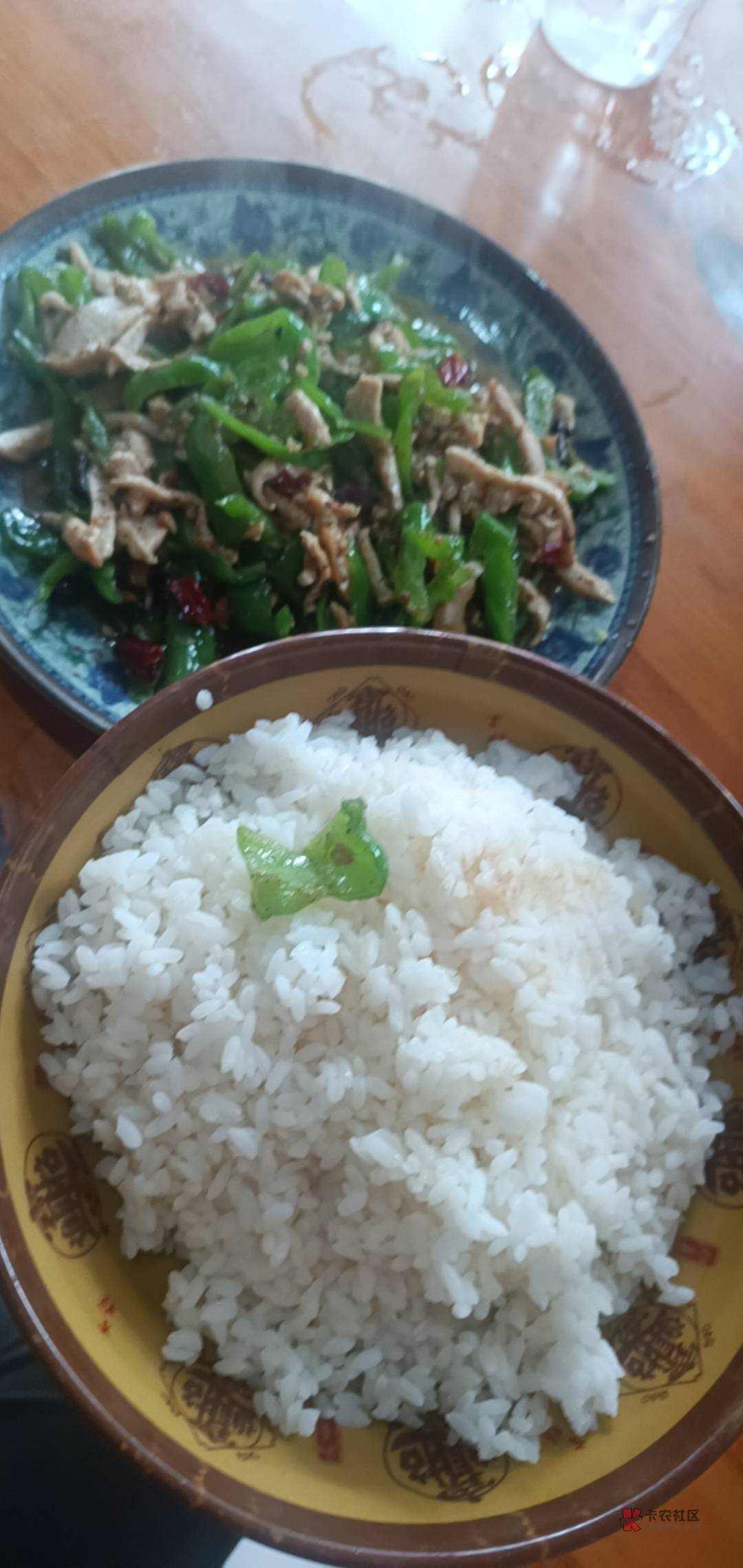 22年鲁的唯品会几件外T还在穿

52 / 作者:风中之神-聂风 / 