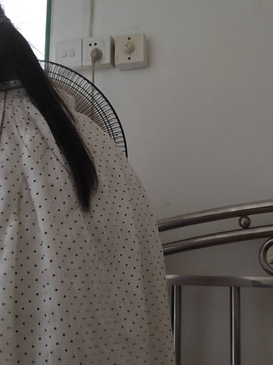 老哥又去上班了陪他老婆坐会

91 / 作者:晴空免疫性 / 