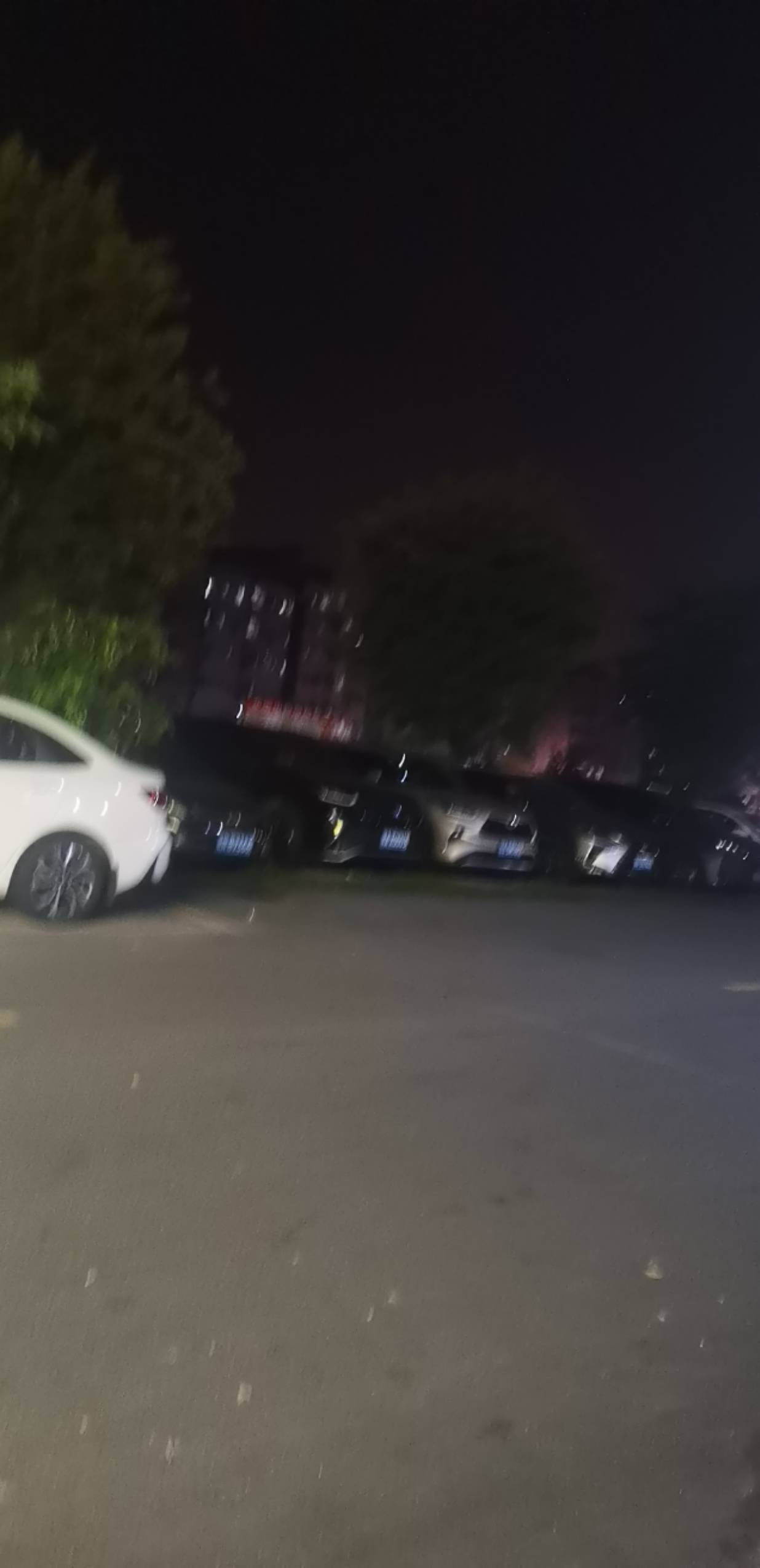东区老哥出来请我喝酒

1 / 作者:懂哥 / 