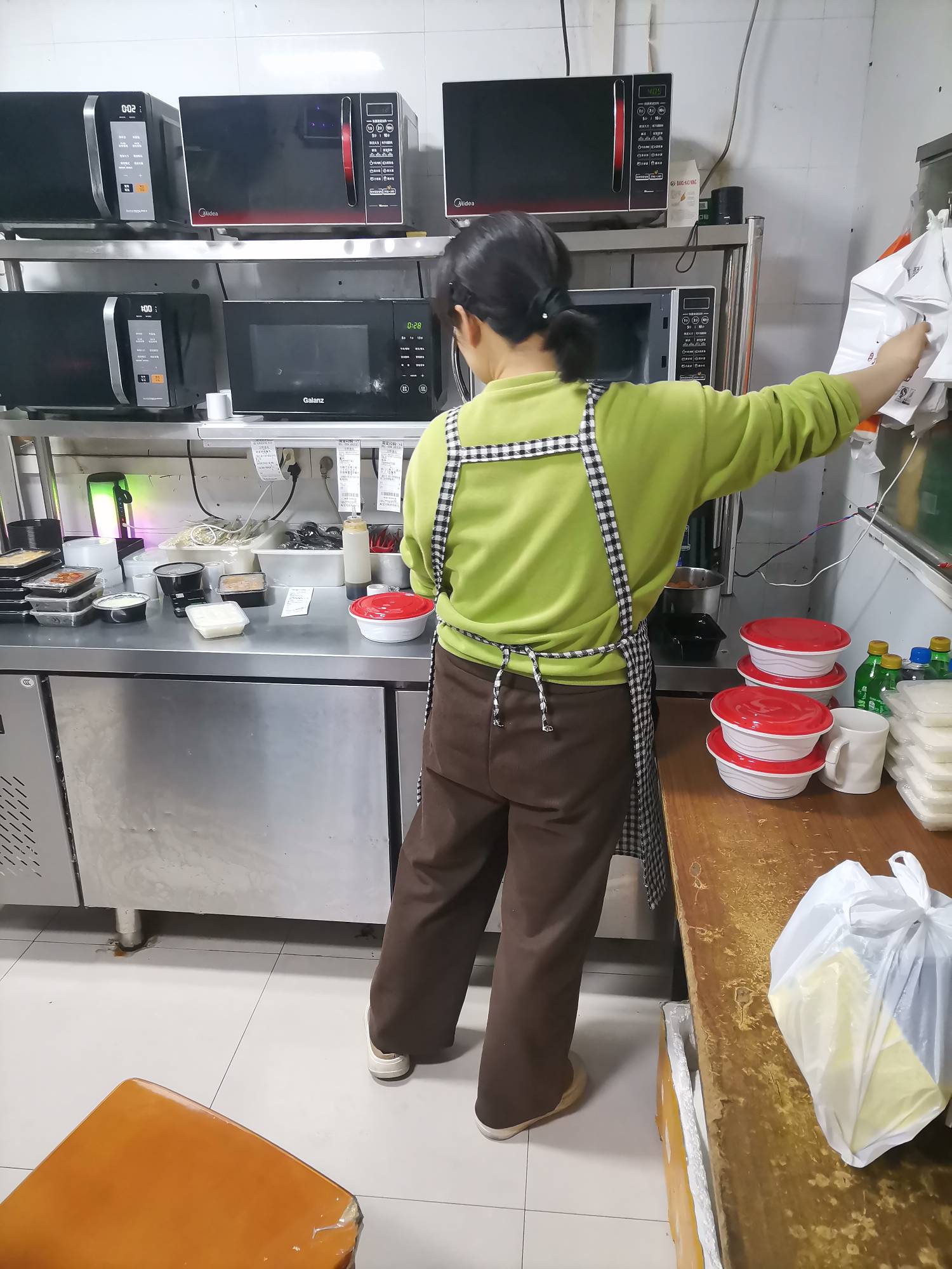 这个半天妖的东西吃着还行

24 / 作者:王牌飞行员888 / 