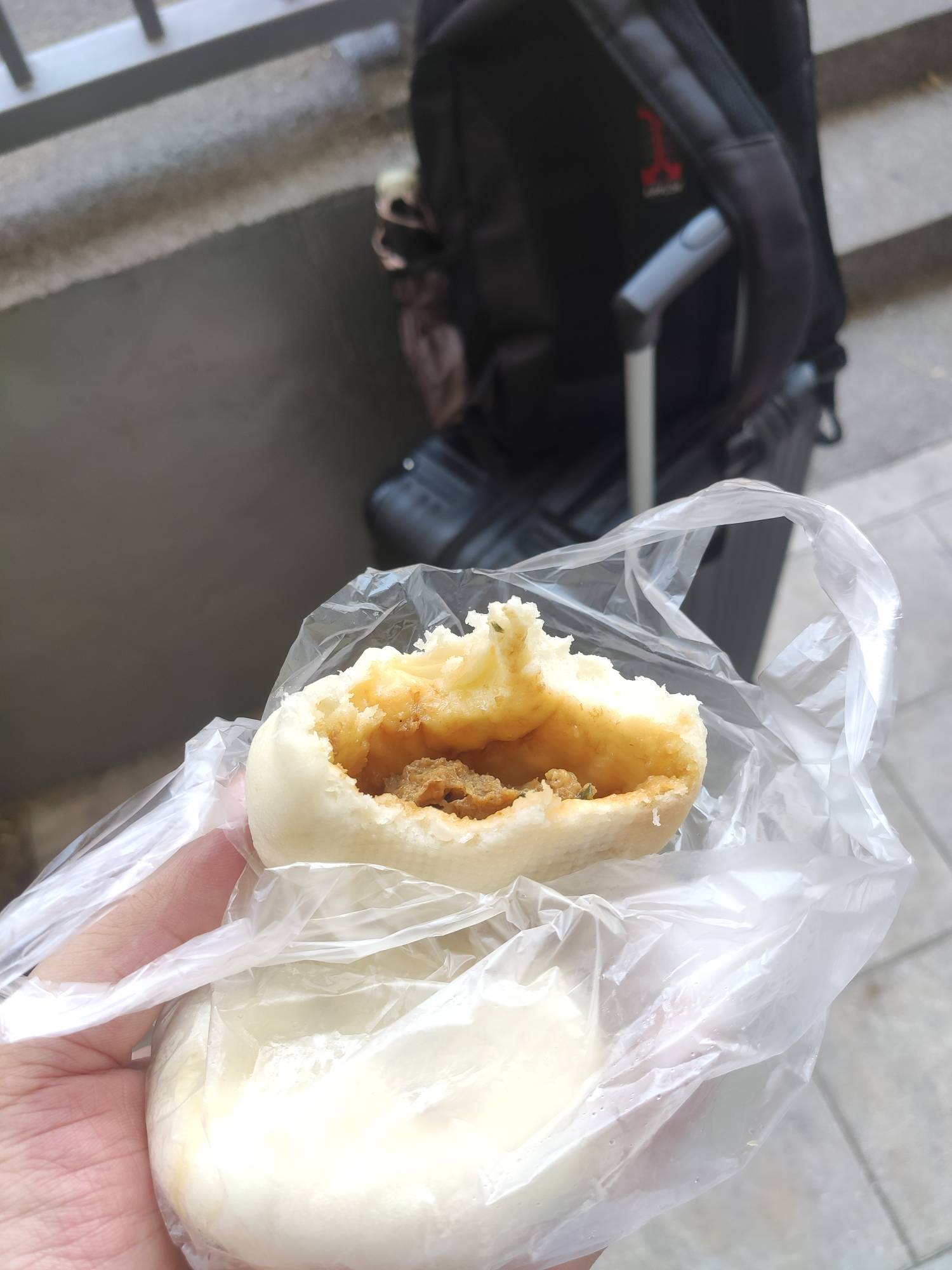 何以为家，6月份还无忧无虑在高埗躺尸

75 / 作者:云边有个挂壁仔 / 