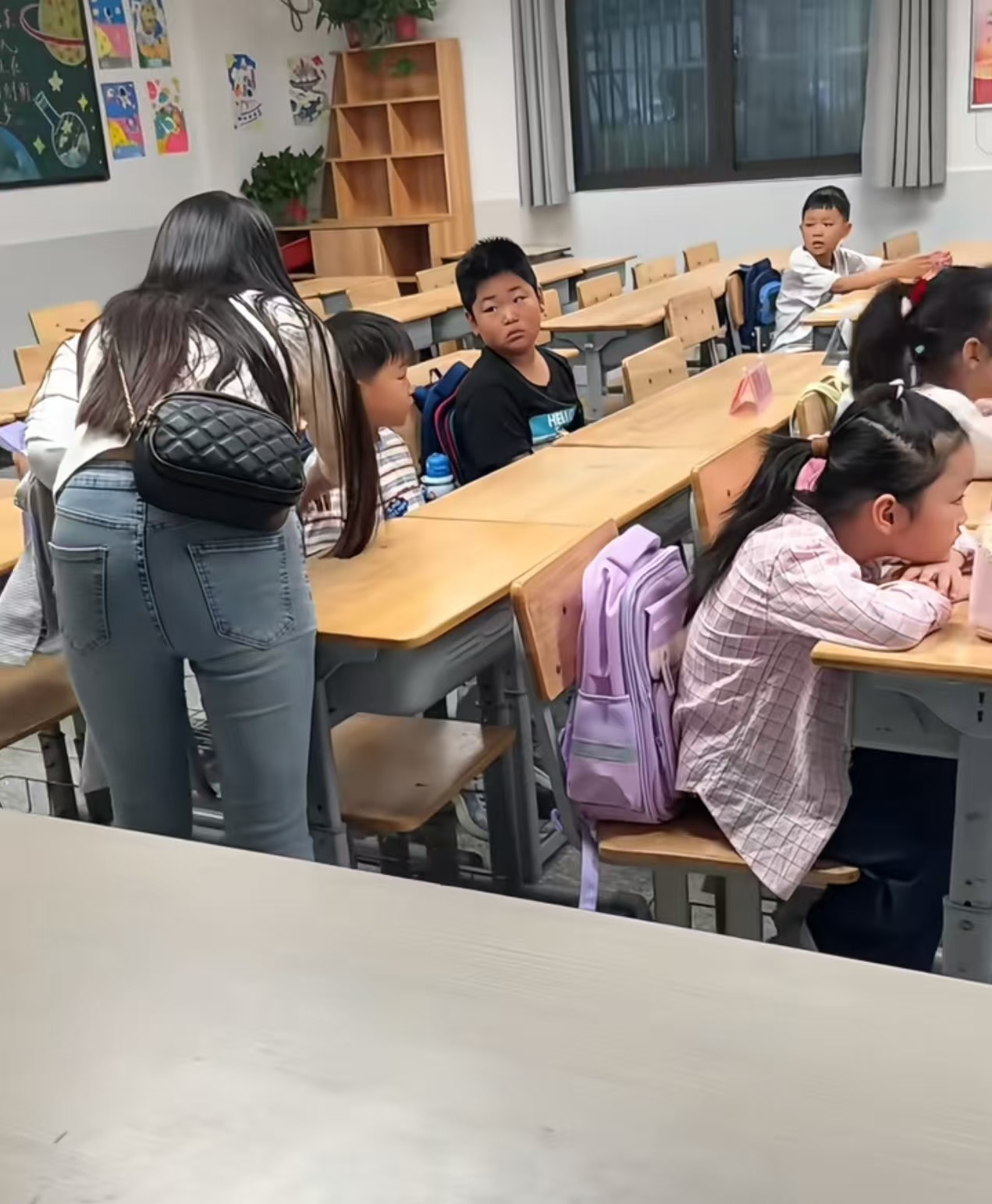 京东肯定有老哥卡了名额没钱支付，时不时刷一下应该还有？！

85 / 作者:李二拐 / 