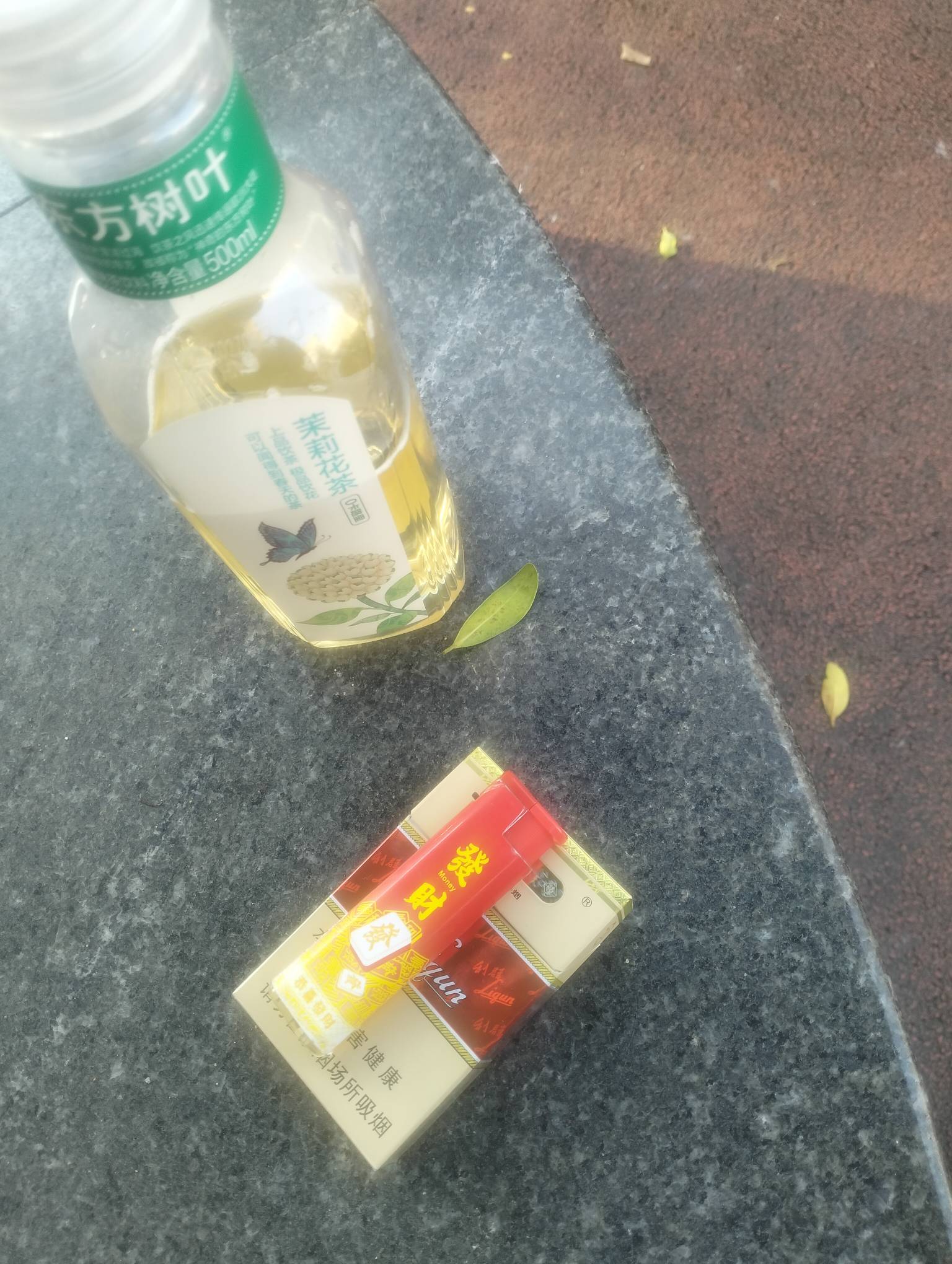 打工人下班了，老哥们发毛，录个炒米粉嗤嗤

74 / 作者:尛•牛•蛮 / 