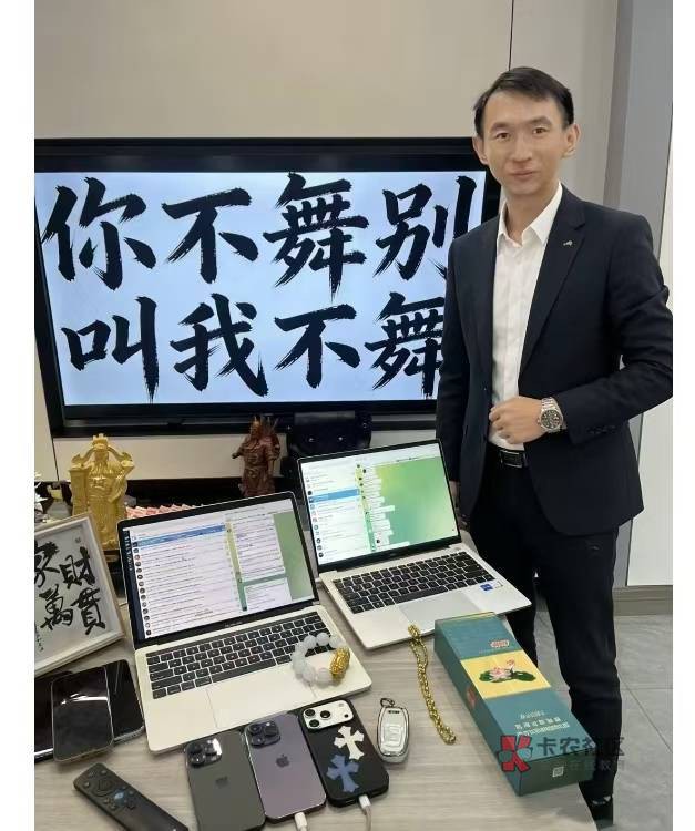 人生哪有平平淡淡的生活
要不跳河，要不站起来

50 / 作者:hf1600 / 
