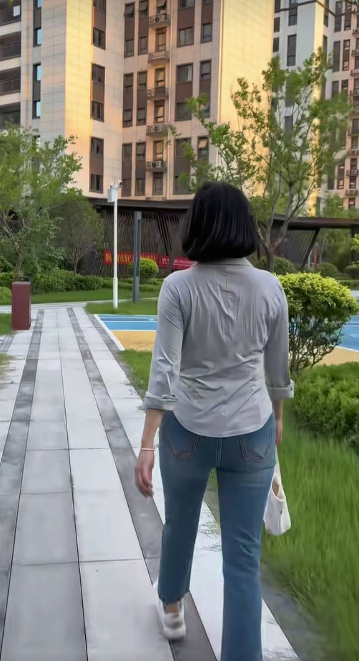 老哥们早上了，



11 / 作者:马到成 / 