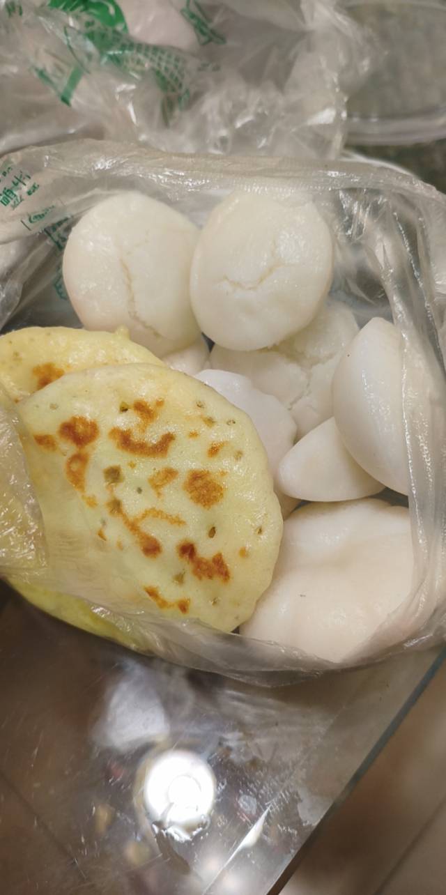 发工资啦，今晚吃个硬菜，等下微信还有1761

实际我工资是4205元，但是月初医院发了2014 / 作者:晶莹剔透111 / 