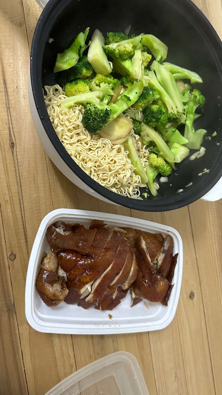 感谢老哥分享的团购，9块拿下30多的半只鸡。


31 / 作者:不知明的靓仔 / 