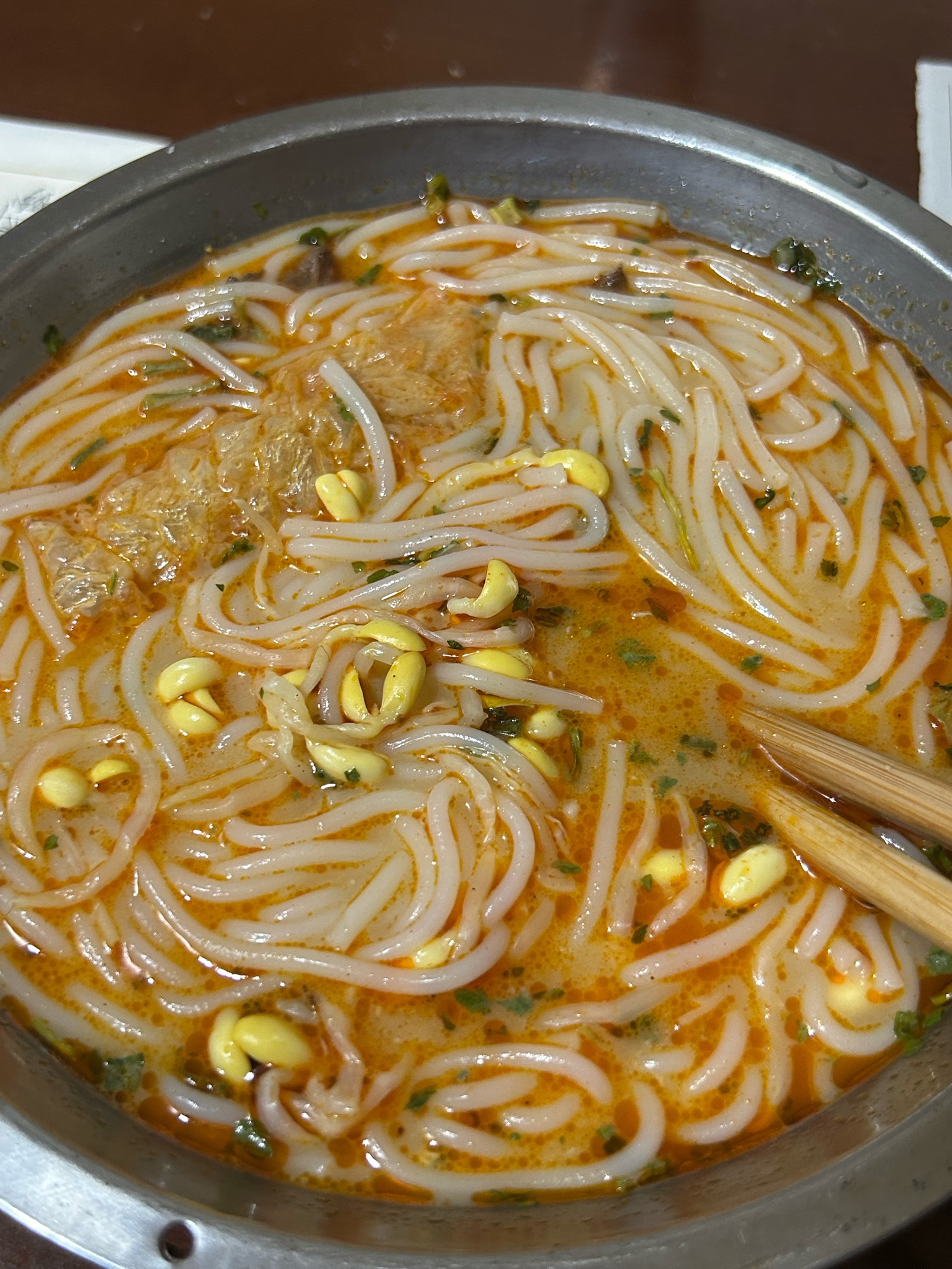 夜宵米线开吃

60 / 作者:小熊科技 / 