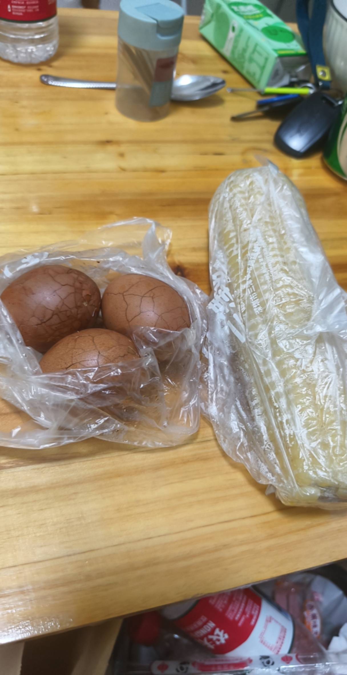 吃早餐，哭你气袜一袜一麻袋

72 / 作者:挂比了救我鸭 / 