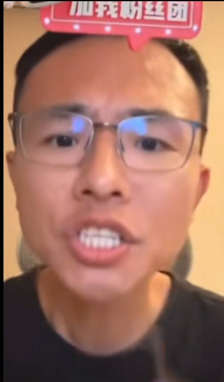 别卡了，你卡在这干啥玩意儿呢

这卡那卡的，卡啥呢

卡要是有用，苹果为什么不卡，我19 / 作者:一支穿云箭$ / 