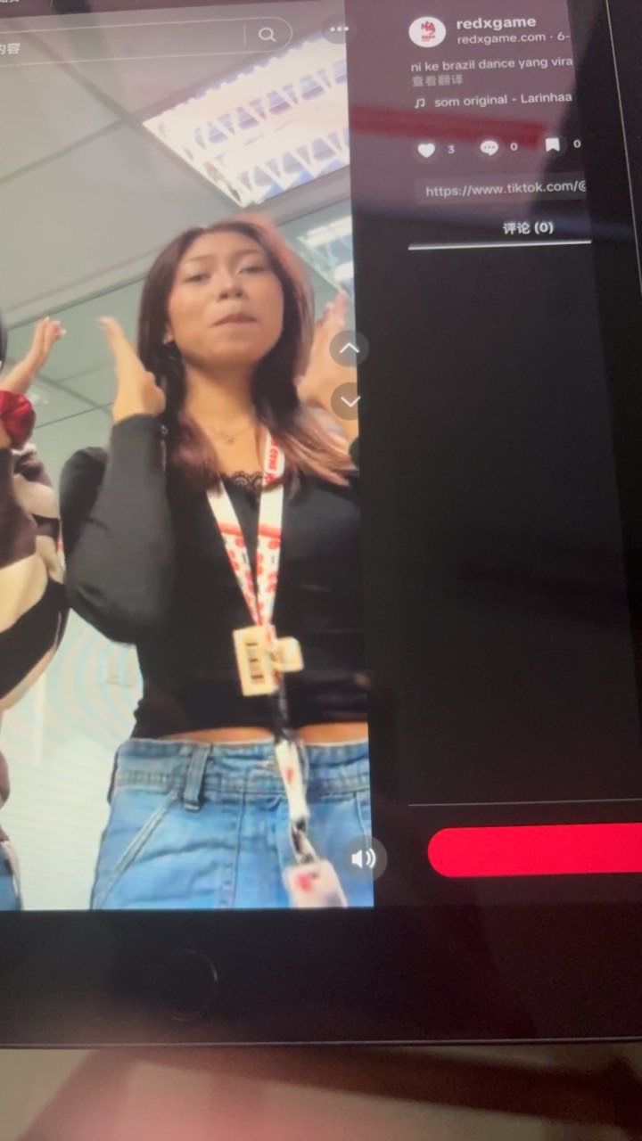 redx客服小姐姐

29 / 作者:哈哈哈笑死我了 / 