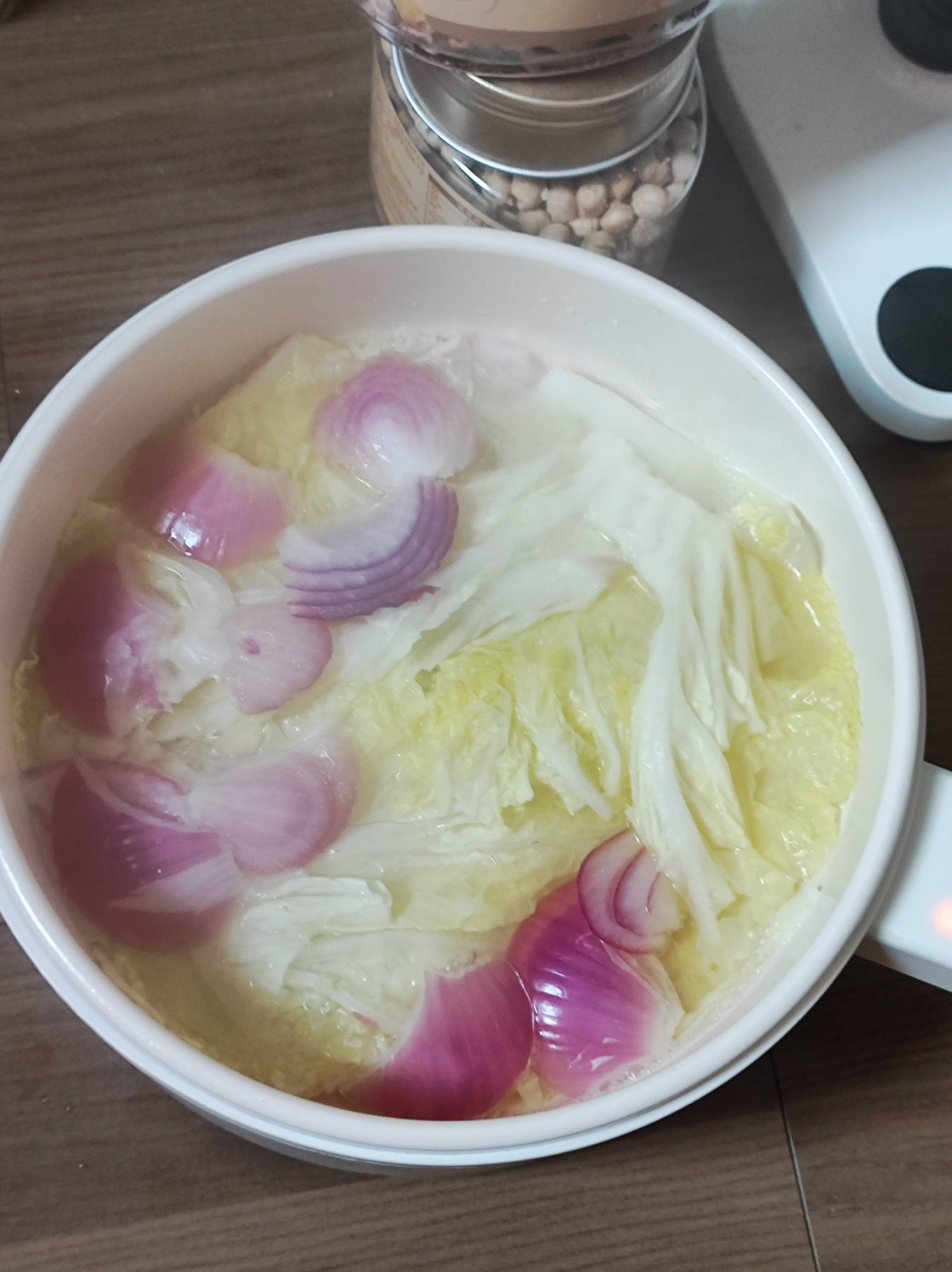 手里我捧着窝窝头，菜里没有一滴油～

51 / 作者:摇摆的苏丹 / 