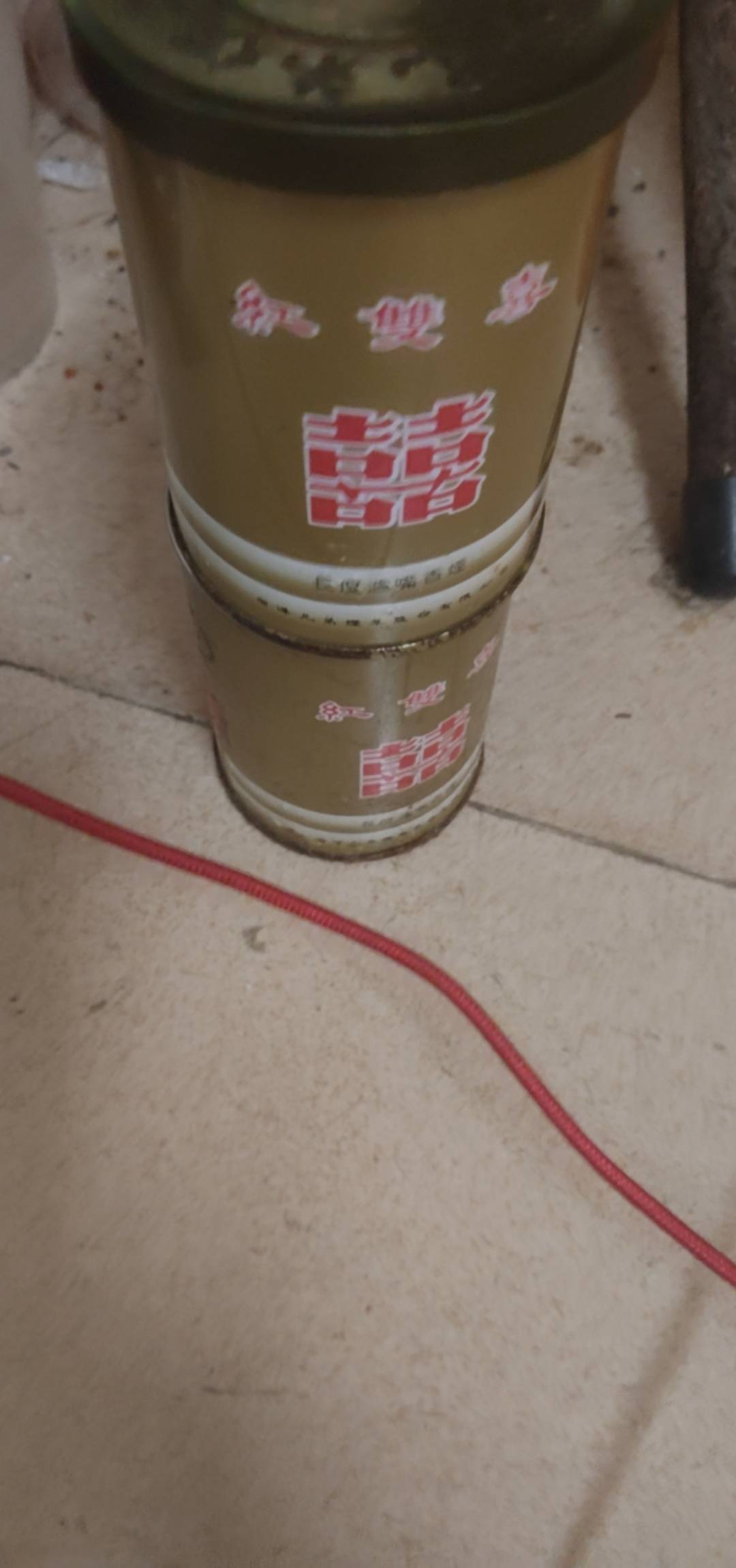 挂壁仔抽挂壁烟

5 / 作者:携酒闯天涯 / 