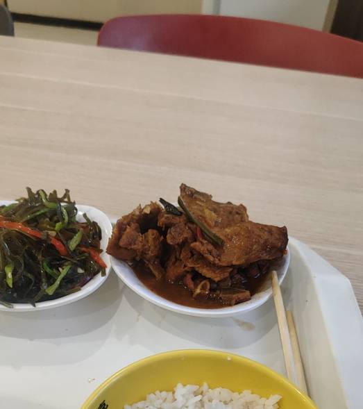 每天餐补四十，做的日结。到点就发工资，争取转正，转正之后星期六星期天上班都算加班79 / 作者:少妇海的味道我知道 / 