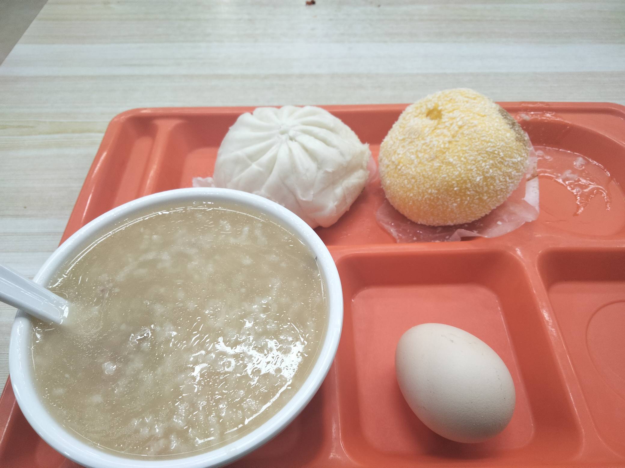 下班  8个小时挣了176  吃个早餐回去睡觉

2 / 作者:君子之交淡如水 / 