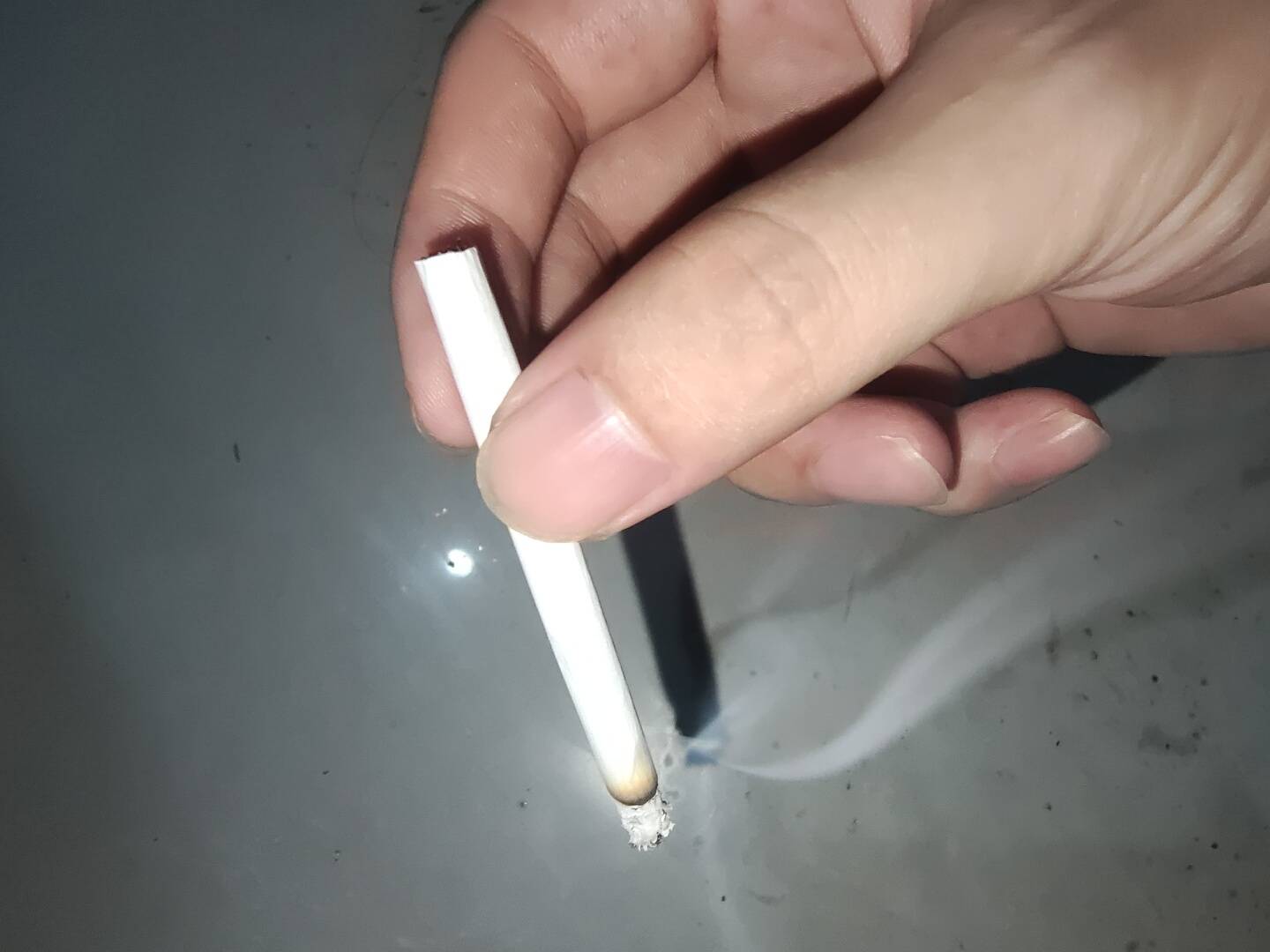 粉是自己煮的，辣椒是自己泡的，烟是挂壁卷烟


88 / 作者:子虚唯1 / 