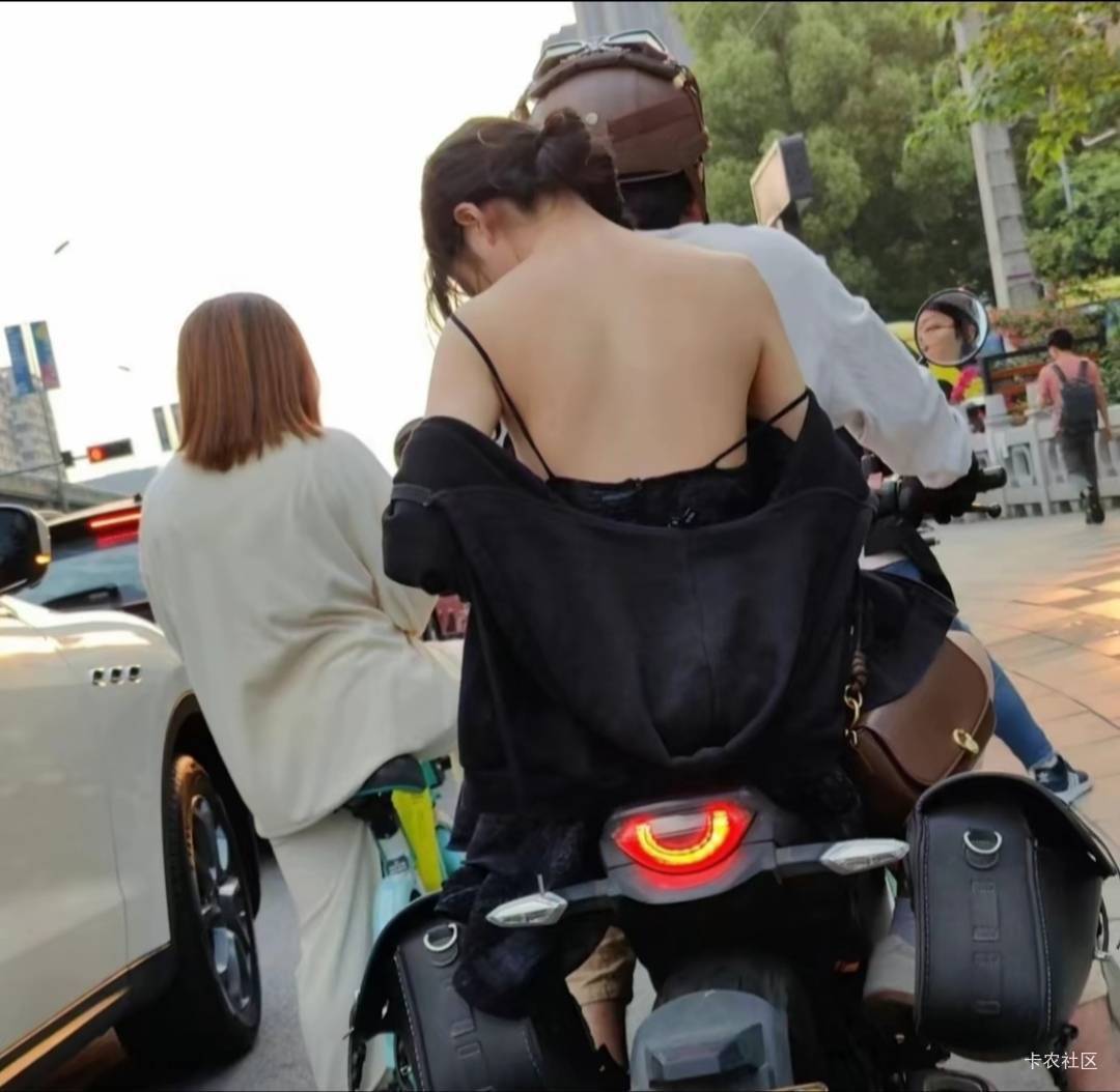 还敢睡？忘了昨天的教训了吗

17 / 作者:腾霄又是孙悟空 / 