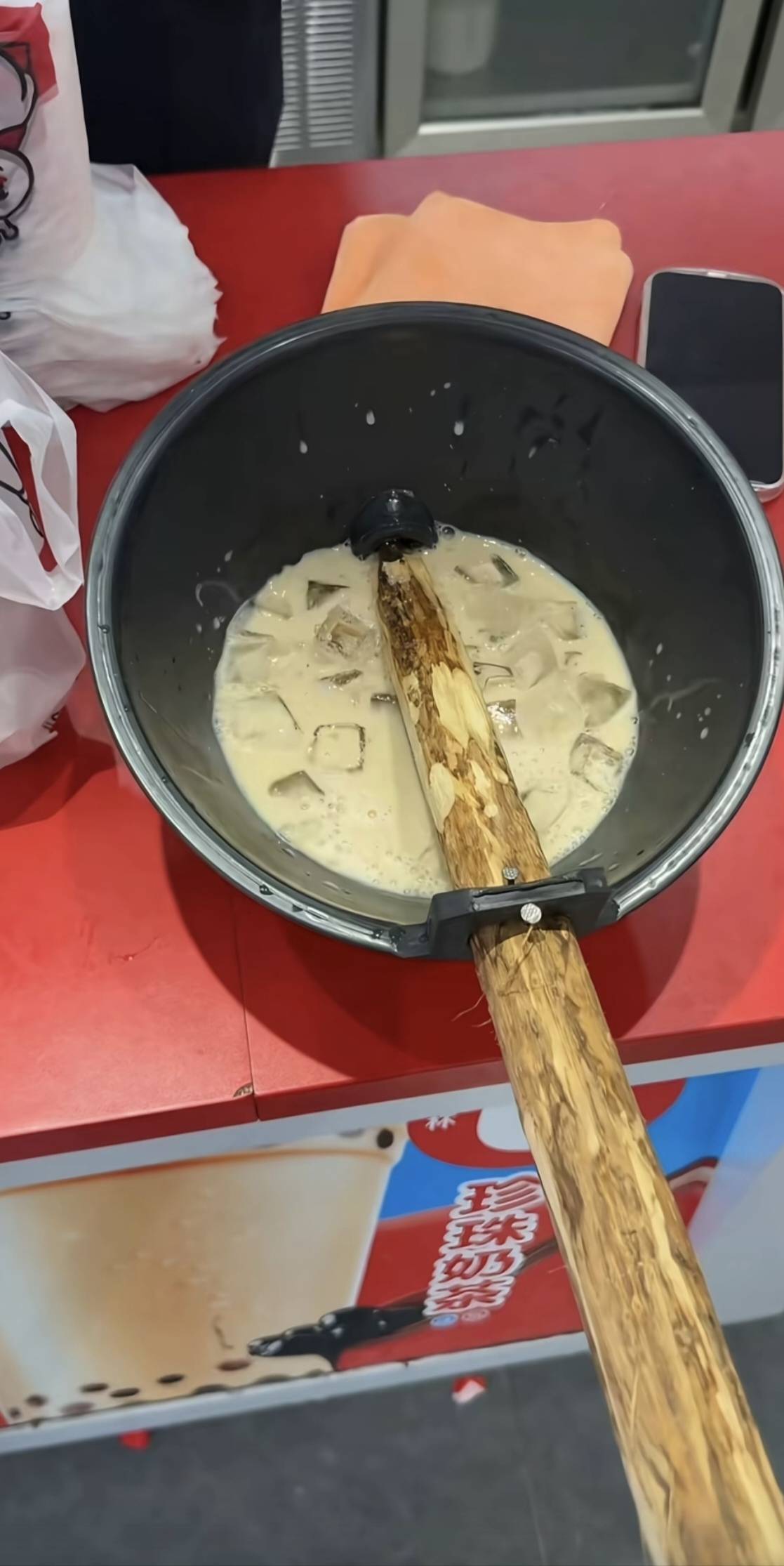 看到老哥申请到大毛 上班都没心情了

94 / 作者:剩半条命 / 