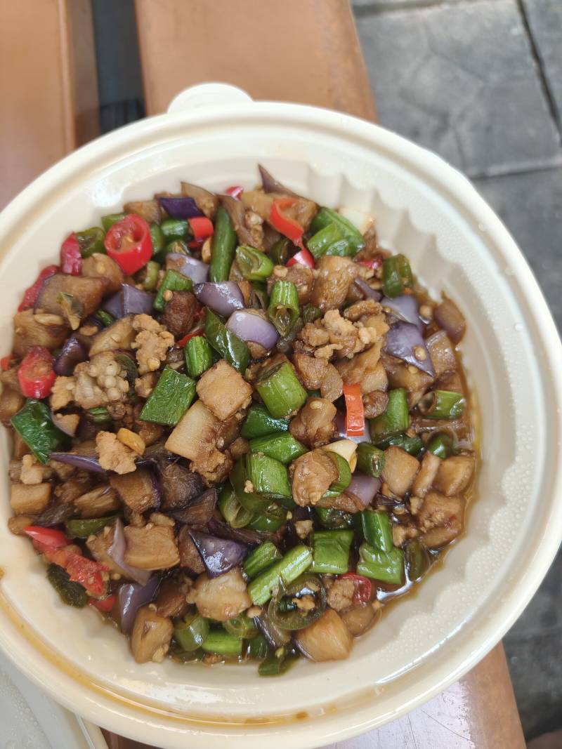 宝子们吃晚饭了没有？

74 / 作者:风中之神-聂风 / 