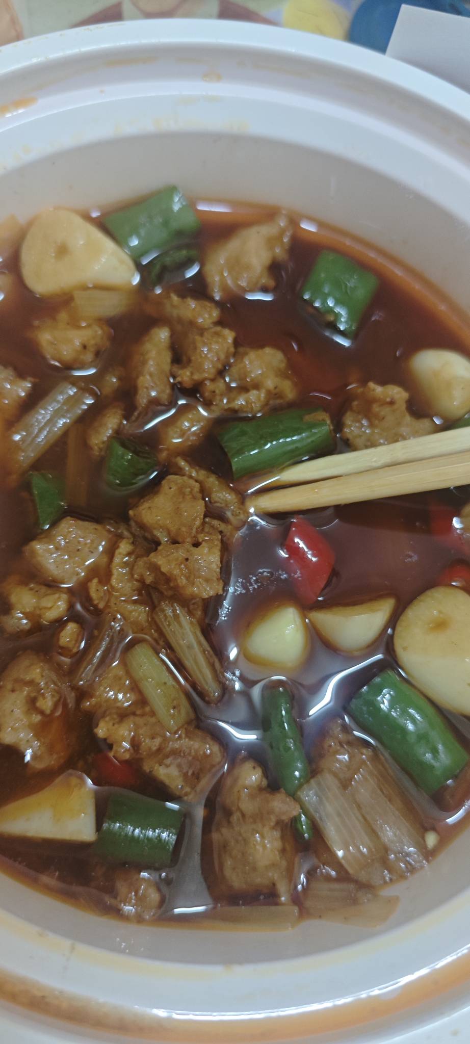 外卖一些大牌连锁店高级店也净是一些预制菜加工一下，还不如一些木桶饭

49 / 作者:撸毛小王子 / 