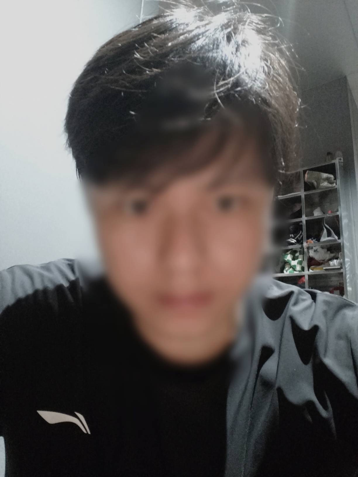 老哥你们都盖被打呼噜了吧？我还在上夜班，难熬的夜班，出来喝口水透透气





49 / 作者:君子之交淡如水 / 