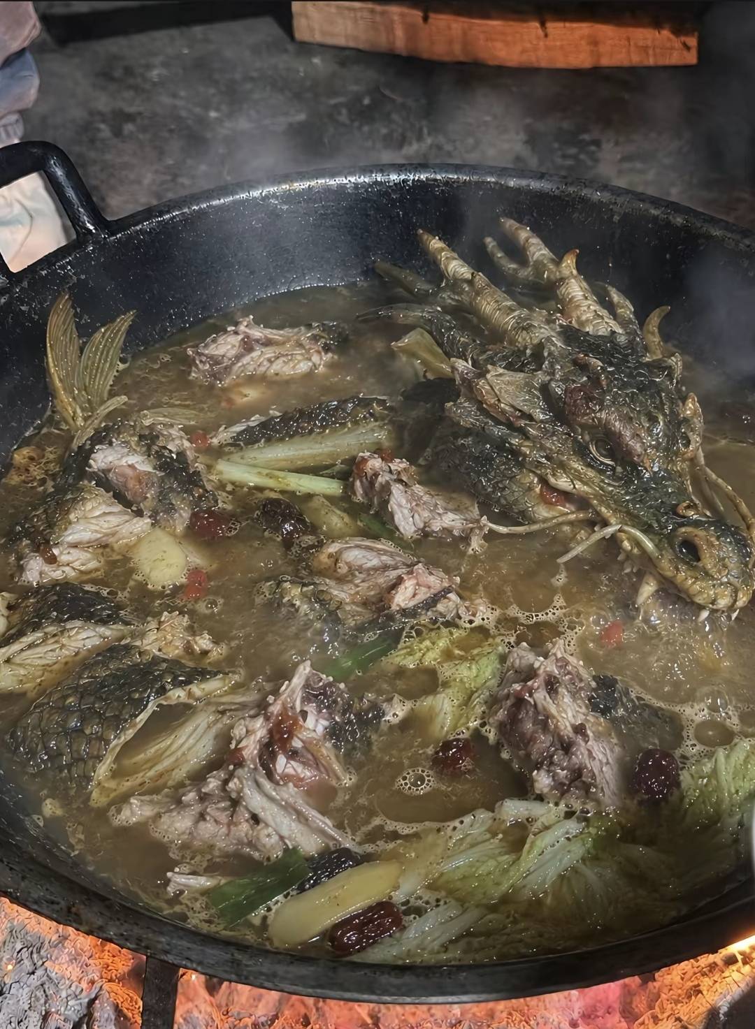 美团月付干嘛呢的？只能点外卖吗 突然弹出来的

52 / 作者:虚幻的世界 / 