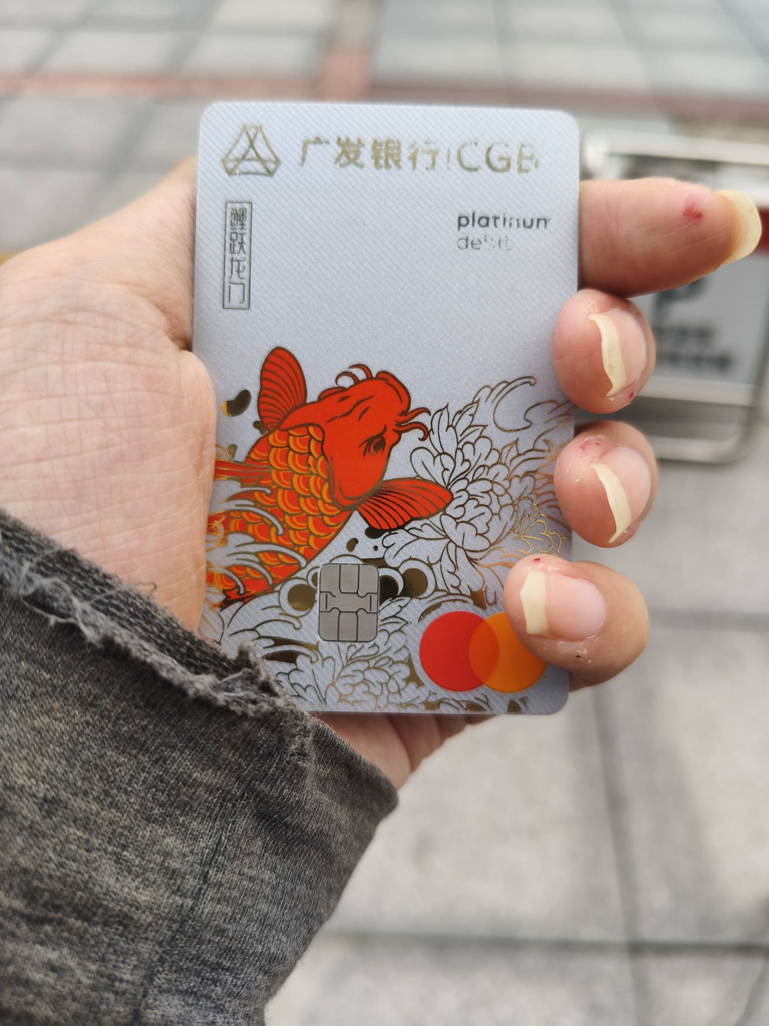 随便开，我这个月内开了三张实体卡都可以

40 / 作者:富士山下147 / 