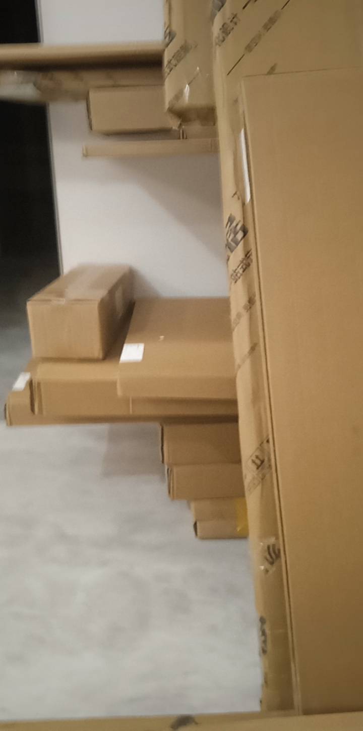 不容易啊老哥们，白天这点儿活三个多小时一个人就干完了，今天车来得晚，也不打算回去68 / 作者:卡农最后的深情1 / 