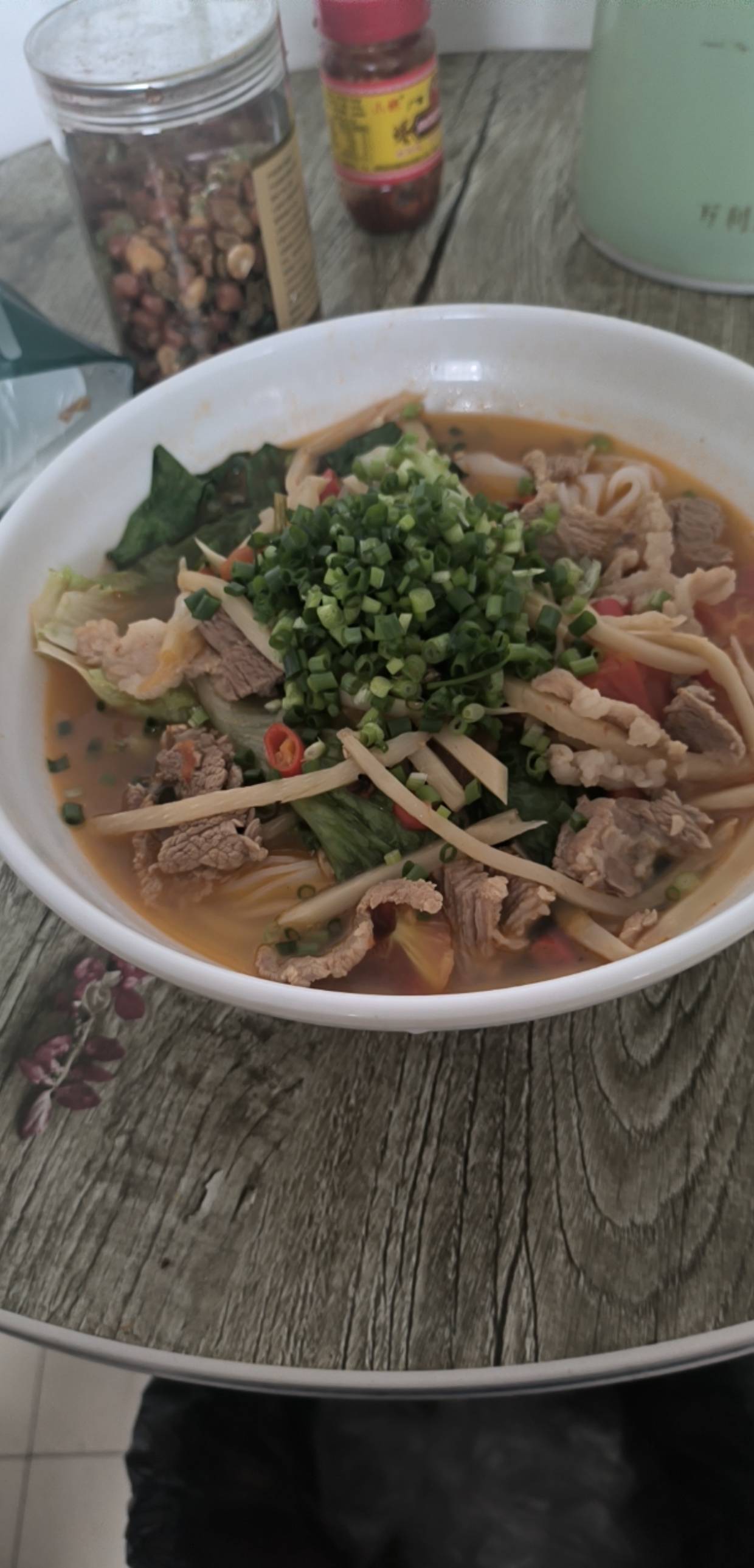 老哥们别点外卖了，自己做10块钱成本得2碗那么大的瘦肉粉

80 / 作者:大学毕业 / 