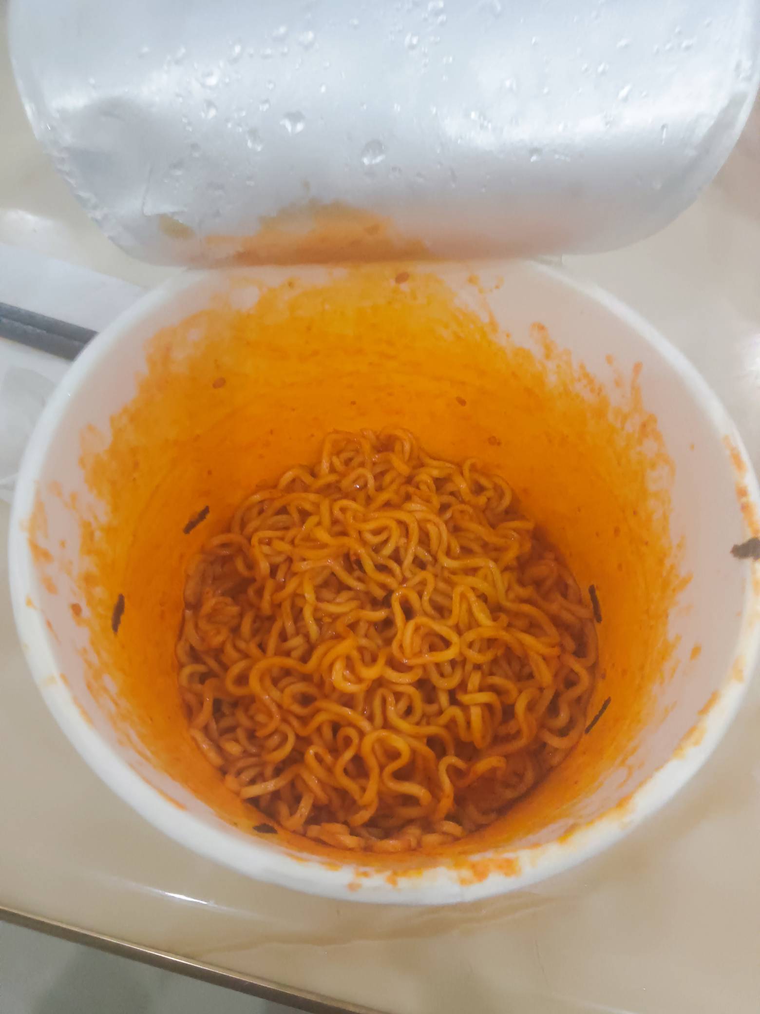 三养火鸡面好吃是真好吃 辣是真辣 贵也真贵 但是贵有贵的道理 桶装比袋装好吃太多 大98 / 作者:Muzcc / 